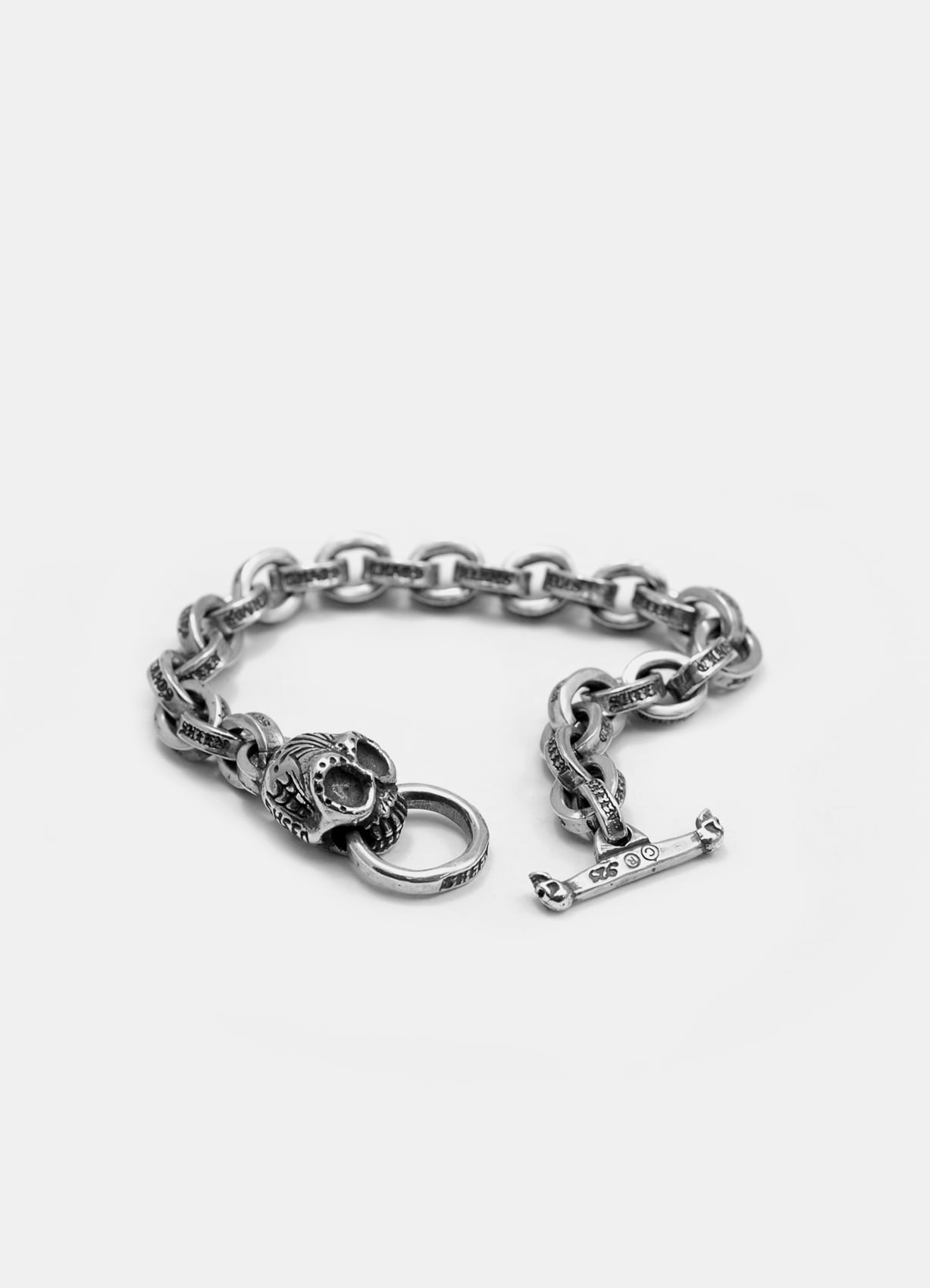 581 Chain Bracelet with Pin Skull