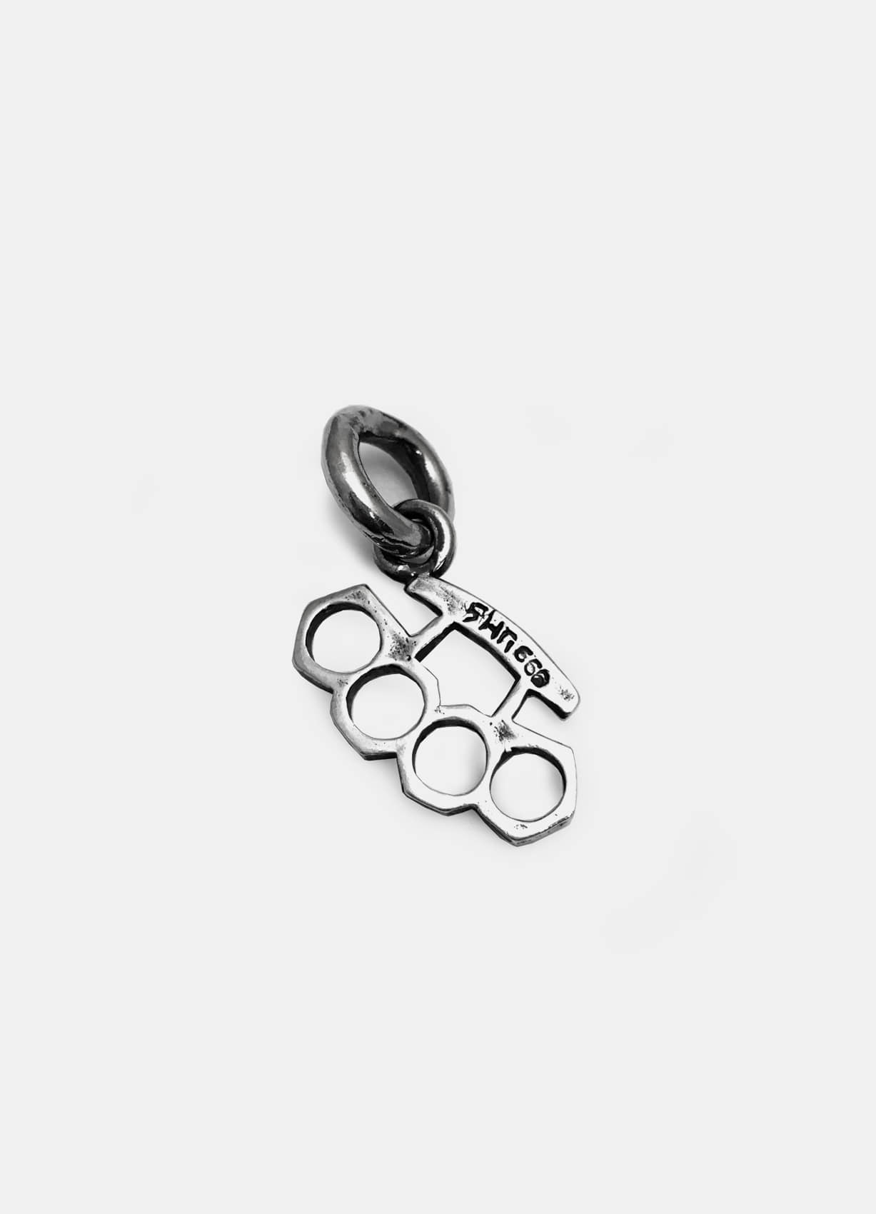 Silver Knuckle Pendant small